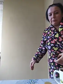EmmaEmmy40 online show from 15, 6, 2026