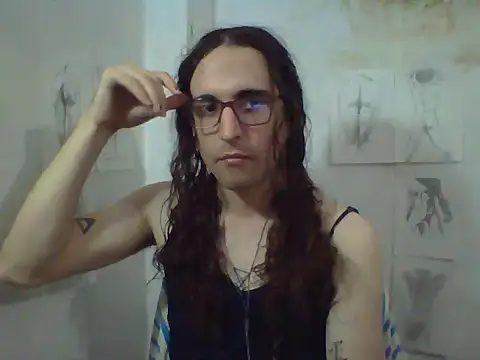 Snapshot of LaCuerva chatting on 9, 6, 2026 LaCuerva online show from 9, 6, 2026