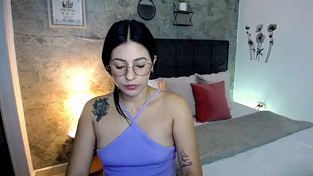 isa cruzx online show from 30, 5, 2026