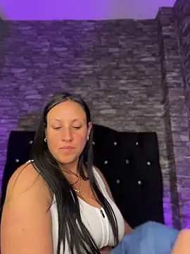 Cloe-Fire online show from 9, 7, 2026