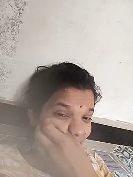 Student garl 1 online show from 24, 5, 2026