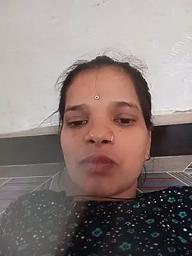 Student garl 1 online show from 30, 5, 2026