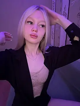Velvet Doll  online show from 7, 5, 2026