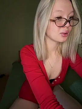 Velvet Doll  online show from 16, 5, 2026