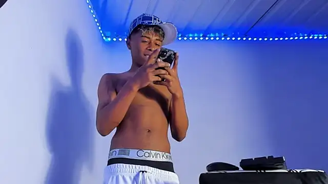yoendris boy online show from 9, 5, 2026