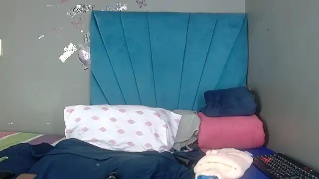 Bustyboobs1986xXx online show from 7, 6, 2026