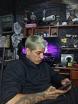 Snapshot of demoni0802 chatting on 3, 7, 2026 demoni0802 online show from 3, 7, 2026