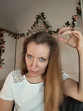 Snapshot of Candy_Cougar chatting on 18, 5, 2026 Candy Cougar online show from 18, 5, 2026