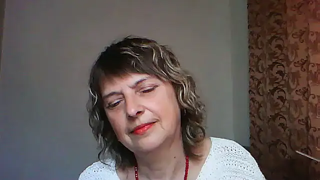 Snapshot of ElizabethGorden chatting on 6, 5, 2026 ElizabethGorden online show from 6, 5, 2026