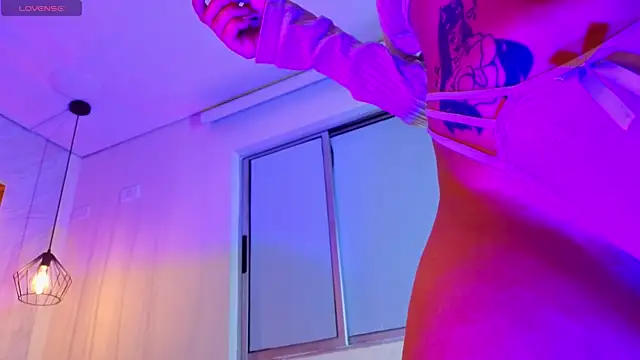 Ey Im simone  online show from 31, 5, 2026