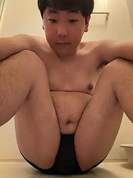 YuuYuu 010 online show from 19, 5, 2026