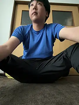 YuuYuu 010 online show from 7, 6, 2026