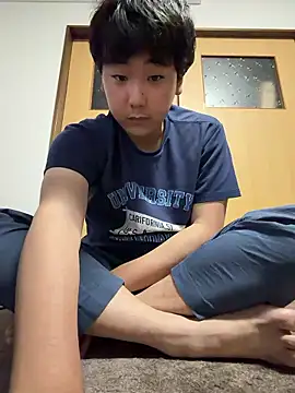 YuuYuu 010 online show from 11, 6, 2026