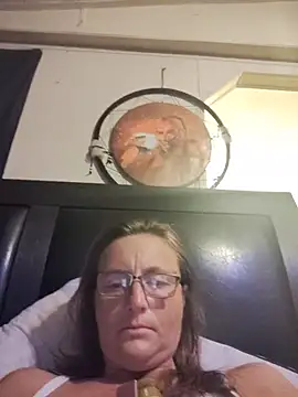 Snapshot of Queenle91 chatting on 16, 5, 2026 Queenle91 online show from 16, 5, 2026