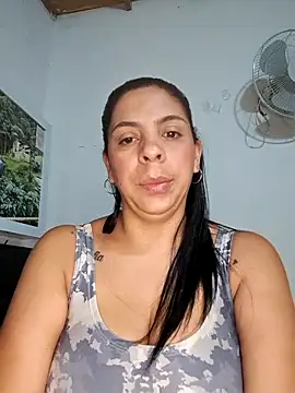andreadefuego online show from 4, 5, 2026