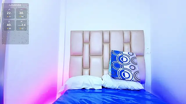 ErikaStar  online show from 18, 5, 2026