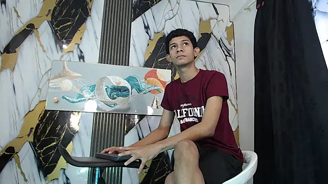 TWINKS BOYSX online show from 8, 6, 2026