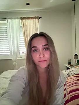 LillyStarr online show from 26, 5, 2026