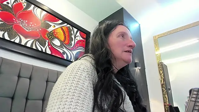 Snapshot of CloeMature chatting on 25, 5, 2026 CloeMature online show from 25, 5, 2026