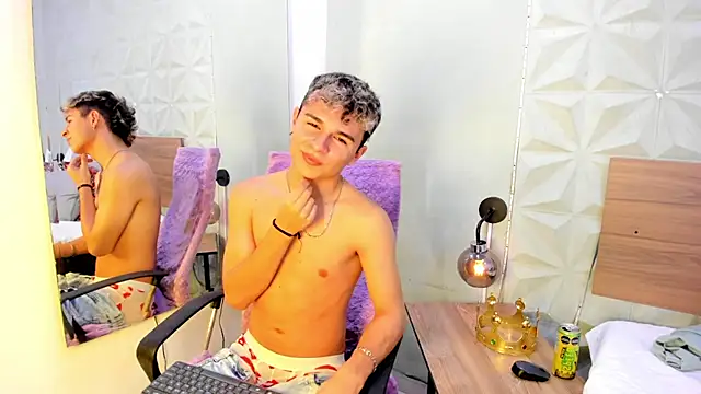Snapshot of Valerius_Angel chatting on 4, 6, 2026 Valerius Angel online show from 4, 6, 2026
