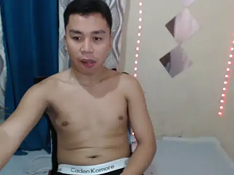 Snapshot of urasiankevin chatting on 2, 6, 2026 urasiankevin online show from 2, 6, 2026