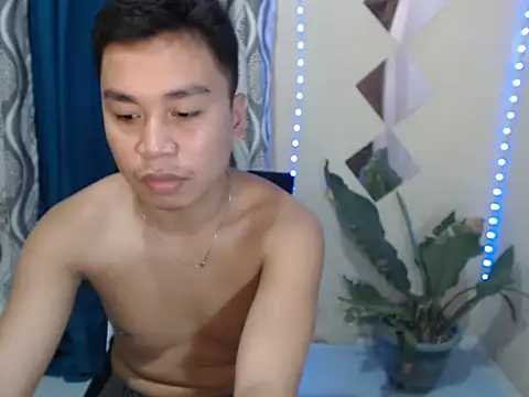 Snapshot of urasiankevin chatting on 6, 6, 2026 urasiankevin online show from 6, 6, 2026