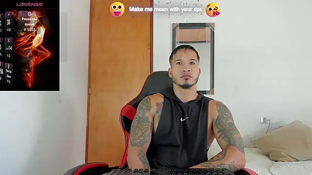 Snapshot of marcuus_rey chatting on 31, 5, 2026 marcuus rey online show from 31, 5, 2026