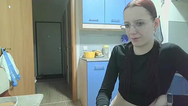 Lucy Crystal online show from 7, 5, 2026