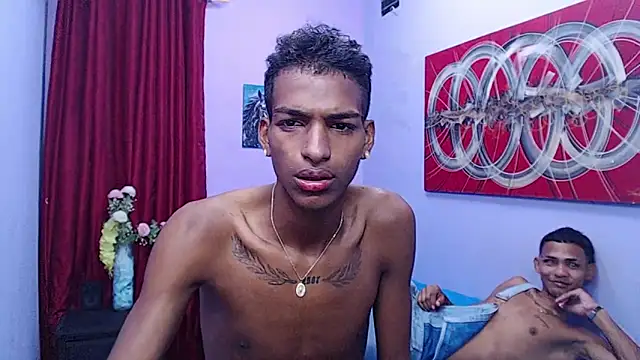 black twinks online show from 29, 5, 2026