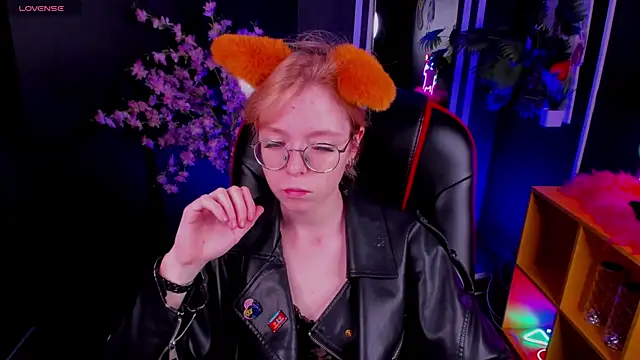FoxxyyPolly online show from 3, 7, 2026