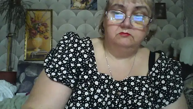 MarinaFarina53 online show from 12, 6, 2026