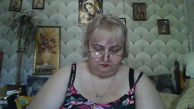 MarinaFarina53 online show from 24, 6, 2026