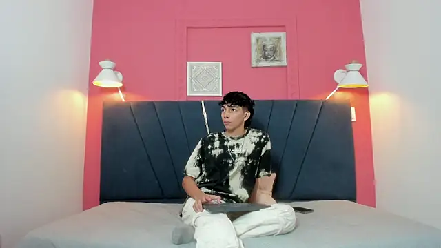 ero boy40 online show from 23, 5, 2026