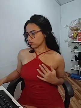alanahot94 online show from 24, 5, 2026