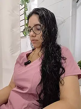 alanahot94 online show from 22, 7, 2026