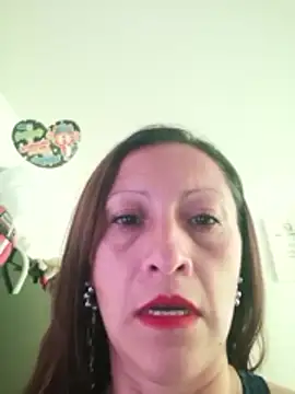 Snapshot of Vely_ chatting on 1, 6, 2026 Vely online show from 1, 6, 2026