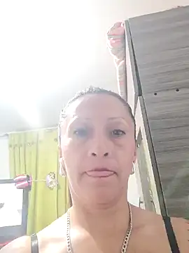 Snapshot of Vely_ chatting on 14, 6, 2026 Vely online show from 14, 6, 2026