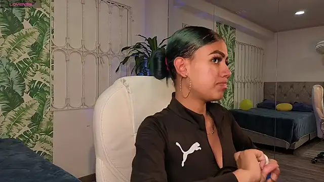 baby julieta00 online show from 30, 6, 2026