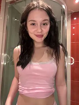 Snapshot of EvaHearts chatting on 16, 5, 2026 EvaHearts online show from 16, 5, 2026