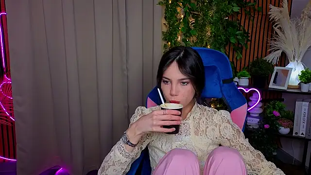 AnnaPeters online show from 11, 5, 2026