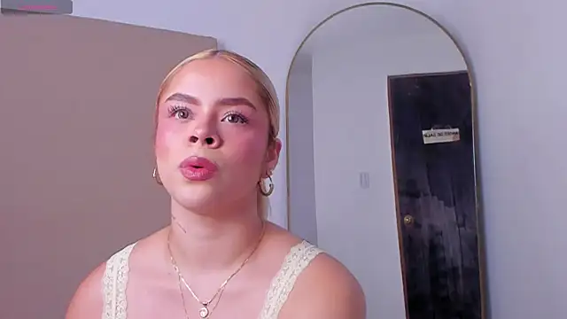 Alesssia Moon online show from 30, 6, 2026