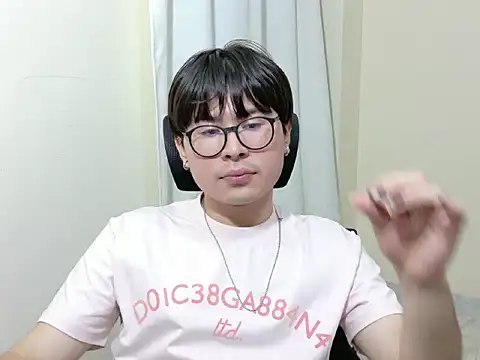 kuromi boy online show from 24, 6, 2026