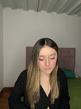 Sarisloves online show from 24, 5, 2026