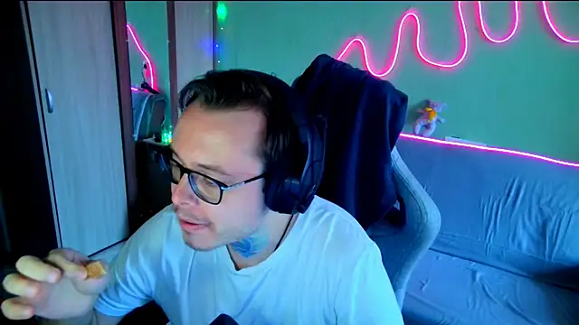 MeLanXolik online show from 22, 5, 2026