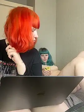 Snapshot of AlexaGudzz chatting on 11, 5, 2026 AlexaGudzz online show from 11, 5, 2026