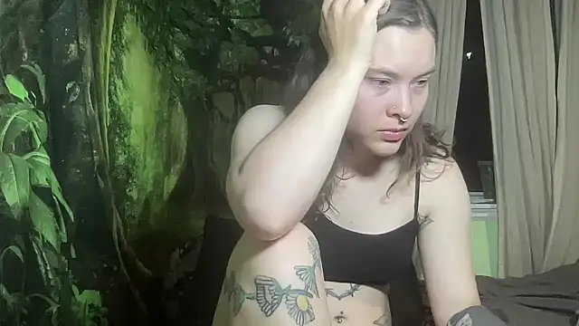 mo0ngoddess online show from 12, 2, 2026