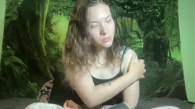 mo0ngoddess online show from 2, 4, 2026