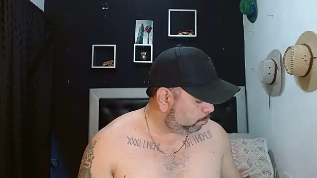 Snapshot of perverseveteranmanxxx chatting on 31, 1, 2025 perverseveteranmanxxx online show from 31, 1, 2025