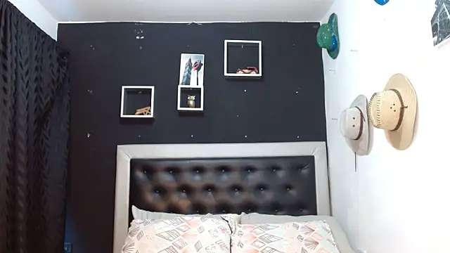 Snapshot of perverseveteranmanxxx chatting on 1, 2, 2025 perverseveteranmanxxx online show from 1, 2, 2025