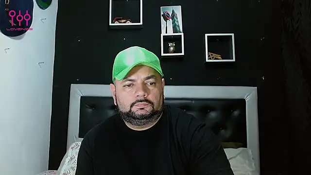 Snapshot of perverseveteranmanxxx chatting on 25, 2, 2025 perverseveteranmanxxx online show from 25, 2, 2025